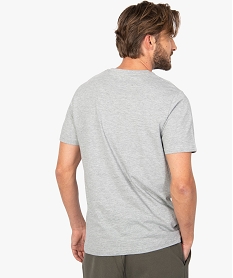 tee-shirt homme a manches courtes et motif musique sur lavant gris9127401_3