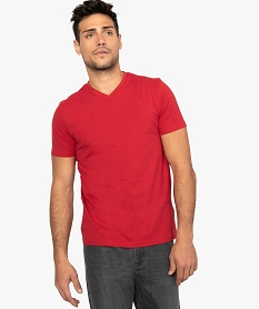 GEMO Tee-shirt homme ajusté à manches courtes et col V Rouge