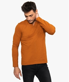 GEMO Tee-shirt homme à manches longues et petit col V trois boutons Orange