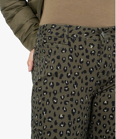 pantalon femme coupe slim a motifs leopard imprime9224401_2