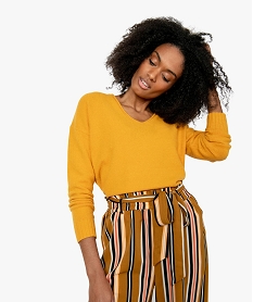 GEMO Pull femme col v en maille mousseuse jaune vif
