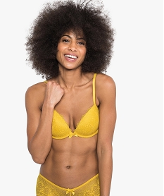 GEMO Soutien-gorge à bonnets coqués en dentelle Jaune