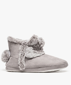 chaussons fille boots en suedine brodes etoile avec pompon gris9446301_1