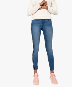 GEMO Jean femme coupe skinny avec bandes fantaisie sur les côtés Gris