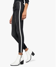 pantalon femme coupe slim avec bandes sur les cotes noir9476301_1