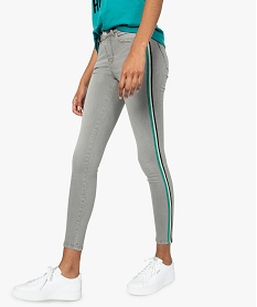 GEMO Jean femme coupe skinny avec bandes tricolores sur les côtés Gris