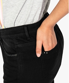 jean femme coupe slim a details argentes en polyester recycle noir9479101_2
