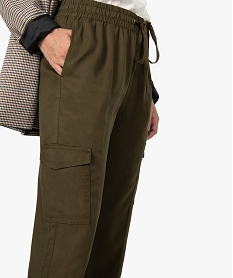 pantalon femme multipoche a taille elastiquee et maille fluide vert9484301_2