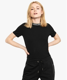 tee-shirt femme en maille cotelee et col sportswear noirA013001_1