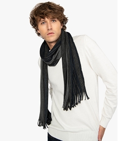 echarpe homme a rayures multicolores et franges grisA060701_1