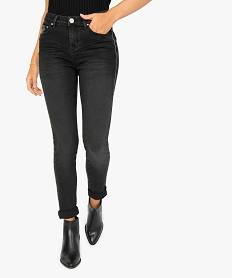 jean femme coupe slim avec bande metallisee sur le cote noir pantalons jeans et leggingsA147601_1