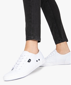 GEMO Baskets femme en toile unie avec détails contrastants blanc standard