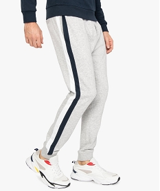 pantalon de jogging homme avec bandes bicolores sur les cotes grisA430701_1