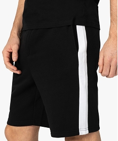 bermuda homme avec bandes contrastantes sur les cotes noir shorts et bermudasA431201_2