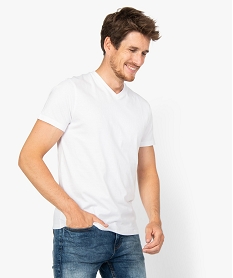 GEMO Tee-shirt homme uni à col V en coton bio Blanc