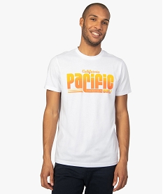 GEMO Tee-shirt homme avec inscription colorée sur l’avant Blanc