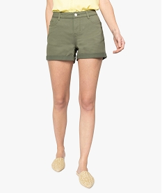 GEMO Short femme en toile unie avec revers cousus Vert