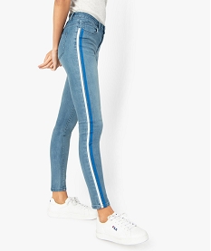 jean femme coupe slim avec bandes colorees sur les cotes bleu pantalons jeans et leggingsA455901_1