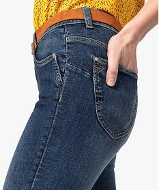 jean femme coupe slim taille normale avec ceinture en velours bleu pantalons jeans et leggingsA456601_2