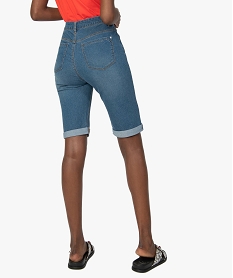 bermuda femme en jean avec revers cousus gris shortsA459401_3