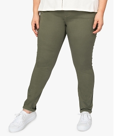 GEMO Pantalon femme stretch 5 poches uni Vert