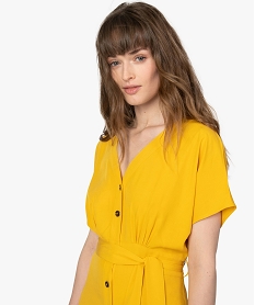 robe femme a manches courtes boutonnee sur lavant jaune robesA487801_2