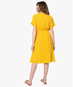 robe femme a manches courtes boutonnee sur lavant jaune robesA487801_3
