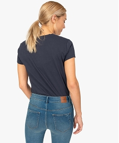 tee-shirt femme avec col v contenant du coton bio bleuA499201_3