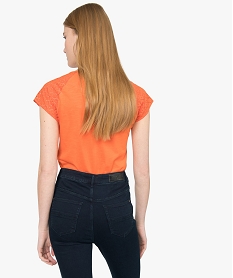 tee-shirt femme a manches dentelle contenant du coton bio orangeA502501_3