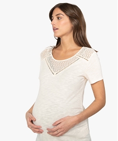 tee-shirt de grossesse avec decollete dentelle beige t-shirts manches courtesA508601_2