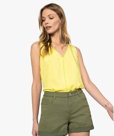 PANTALON BRUT TEE-SHIRT JAUNE