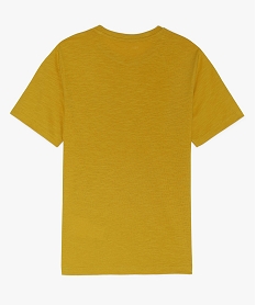tee-shirt garcon avec motif sur lavant contenant du coton bio jauneA691701_2