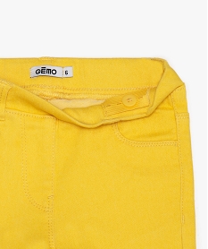 pantalon fille en stretch coupe slim avec taille elastiquee jauneA701801_2