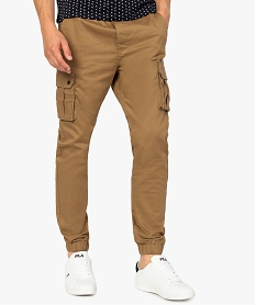 GEMO Pantalon homme jogger à poches latérales Beige