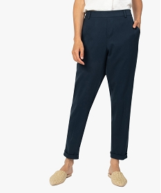 pantalon femme uni coupe carotte avec revers cousus bleuA997801_1