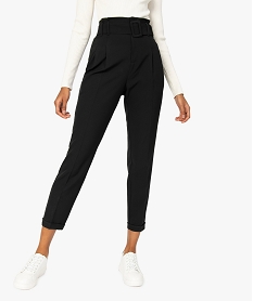 pantalon femme avec pinces et ceinture a grosse boucle noirB261501_1