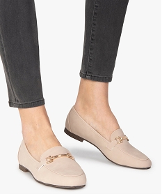GEMO Mocassins femme à talon plat avec barrette métallique beige standard