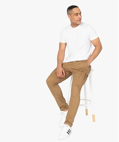 pantalon homme avec poches a rabat sur les cuisses beige pantalons de costumeB480201_1