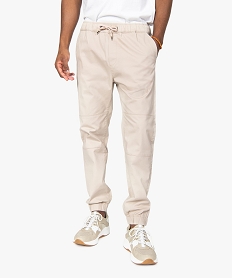 pantalon homme en toile avec taille et bas elastique beige pantalons de costumeB480601_1