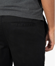 bermuda homme en toile a taille elastiquee noir shorts et bermudasB482001_2