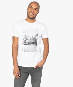 GEMO Tee-shirt homme à manches courtes motif basket blanc vif