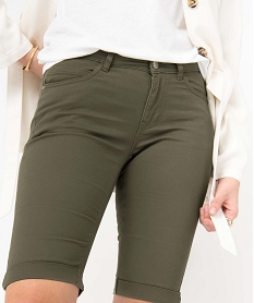 bermuda femme en coton extensible vert shortsB504701_2