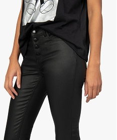 pantalon femme coupe skinny taille haute en toile enduite noirB516401_2