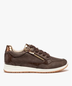 GEMO Tennis femme imitation croco avec zip décoratif marron standard