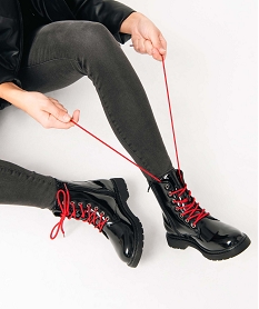 GEMO Boots femme rangers à semelle crantée et dessus fantaisie Dessus uni et vernis noir vif