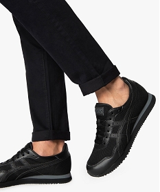 GEMO Baskets homme running – Asics Tiger Runner Noir