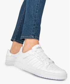 GEMO Baskets femme unies à lacets – Adidas Entrap Blanc