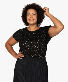 tee-shirt femme grande taille a manches courtes a motifs noirC020701_1