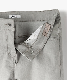 jean fille coupe skinny en matiere extensible gris jeansC178601_2
