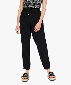 GEMO Pantalon femme fluide coupe ample resserrée dans le bas noir vif